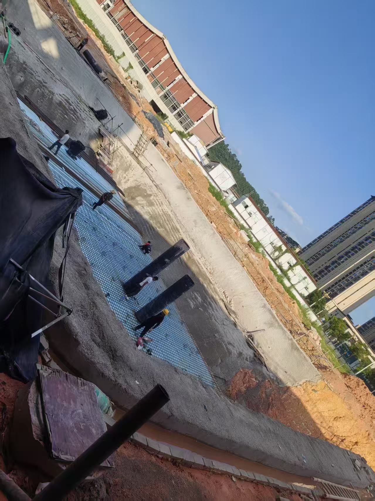 攔截“臟開頭”：德勵(lì)石雨水收集廠家如何破解海綿城市初雨污染難題